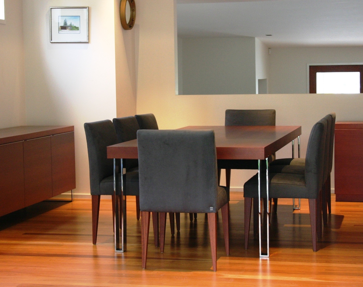 St Lucia House dining room