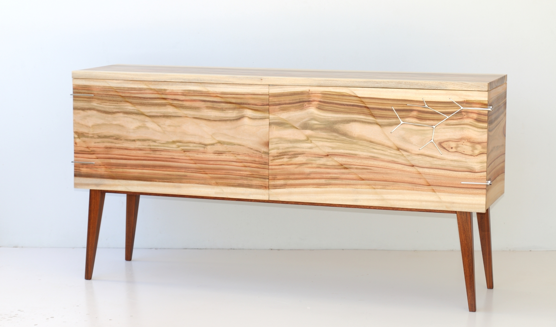 Oksa cabinet by Lasse Kinnunen