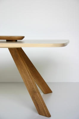 Katri coffee table